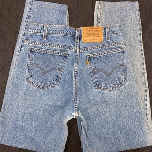 Vintage 90s Levi’s 550